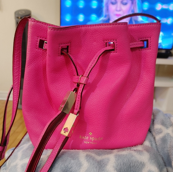Kate Spade Tiny Cooper Bucket Bag - Picture 3 of 16